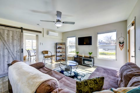 By Joshua Tree! 'Serenity on Sage' Home w/ Hot Tub House in Yucca Valley