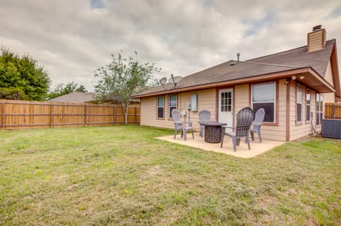 Pet-Friendly Texas Retreat w/ Fenced-In Yard! House in College Station