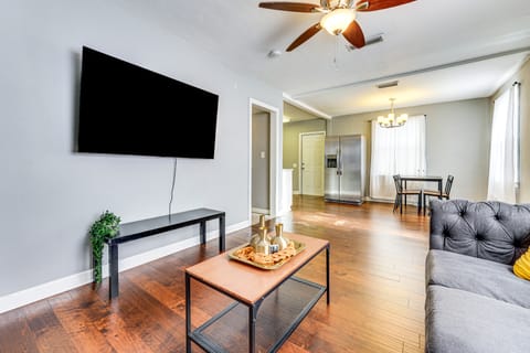 5 Mi to Dtwn: Home w/ Fenced Yard in Jacksonville House in Jacksonville