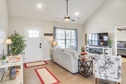 Near State Parks & Dtwn: Quaint Sparta Home! House in Tennessee