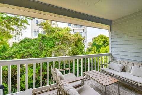 Santa Rosa Beach Townhome: Patio, Walk to Beach! Apartment in South Walton County