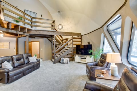 Wisconsin Vacation Rental: 1 Mi to Road America! House in Wisconsin