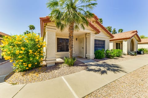 Pool Access! Extended Snowbird Escape in Gilbert House in Gilbert