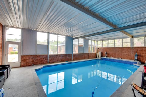 Douglasville Lake Home w/ Private Pool + Gazebo! House in Douglasville