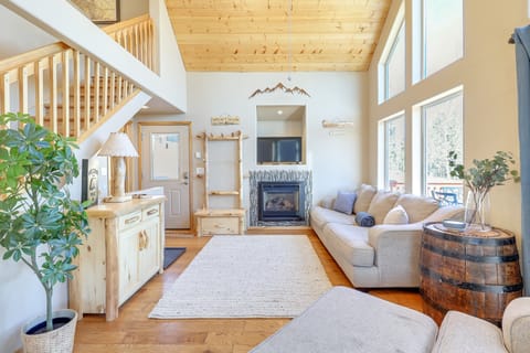 Colorado Cabin Getaway Near Pikes Peak! House in Colorado