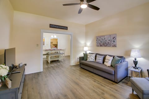 Walk to Dtwn Hot Springs: 'Lazy Daze Bungalow' House in Hot Springs