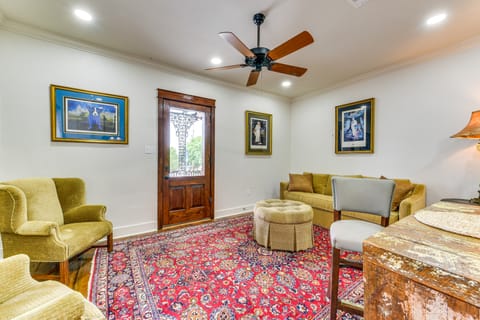 Charming Louisiana Getaway w/ Furnished Balcony! Apartment in False River