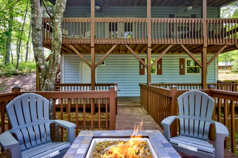 Blue Ridge Mountain Cabin Rental w/ Fire Pit! House in Tennessee