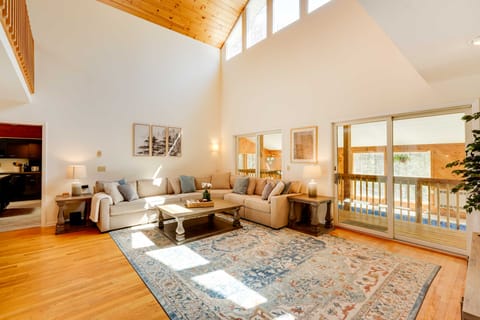 Lake George Oasis w/ 9 Acres, Hot Tub & Game Room! House in Bolton