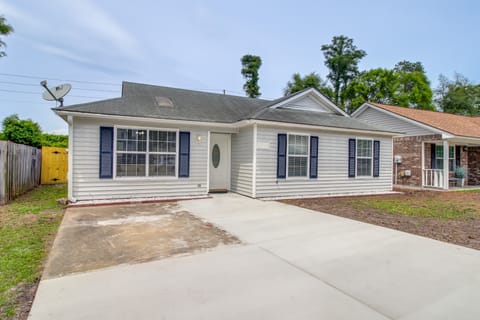 Savannah Vacation Rental ~ 8 Mi to River Street! House in Jasper County