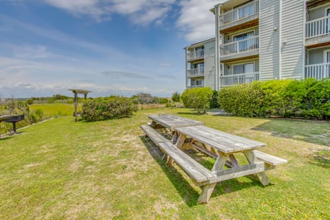 Ocean-View Balcony: Carolina Beach Condo! Apartment in Carolina Beach