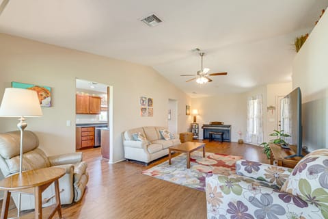 Ocala Home w/ Screened-In Porch & Community Perks! House in Florida