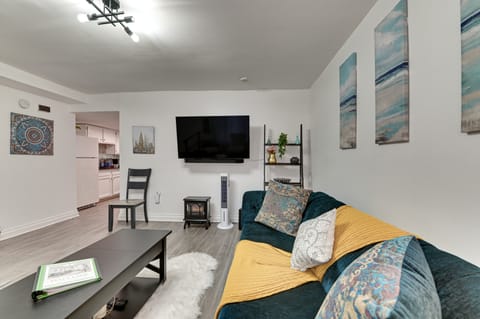 Walk to Downtown Albany: Ten Broeck Triangle Apt! Apartment in Albany