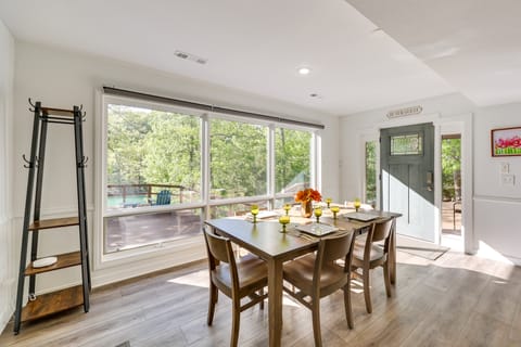 Waterfront Beaver Lake Apt w/ Deck Apartment in Beaver Lake