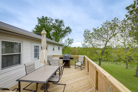 Cozy Kentucky Retreat - Deck, Near Ark Encounter! House in Ohio