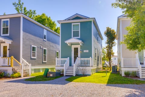 1 Mi to Downtown: Modern Ocean Springs Cottage Cottage in Ocean Springs