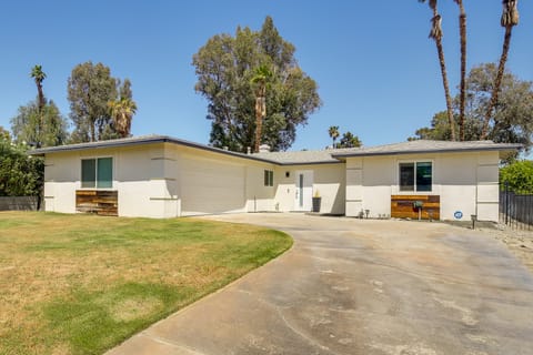 Pool & Spa: Palm Desert Home Near Golf! House in Indian Wells