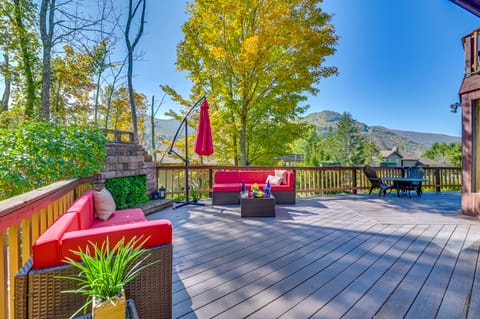 New York Retreat - Furnished Deck & Mountain Views House in Hunter