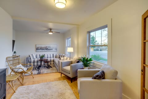 Indiana Vacation Rental - Walk to Syracuse Lake! House in Indiana