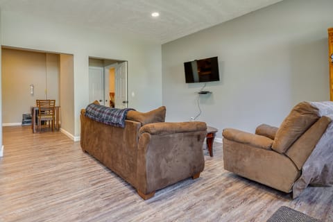 Zanesville Vacation Rental Near Downtown Apartment in Zanesville