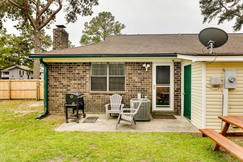 North Charleston Vacation Rental Near Cooper River Apartment in North Charleston