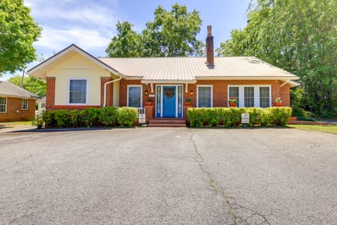 'The Inn on Second' - Jackson Family Home! House in Georgia
