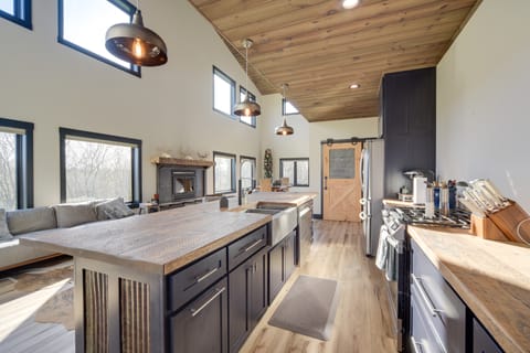 Large Home w/ Land in Prairie Farm! House in Wisconsin