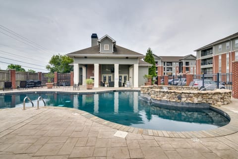 Tuscaloosa Condo Rental: Near Bryant-Denny Stadium Apartment in Tuscaloosa