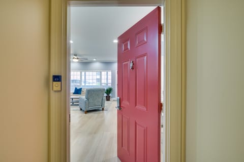 Tuscaloosa Condo Rental: Near Bryant-Denny Stadium Apartment in Tuscaloosa