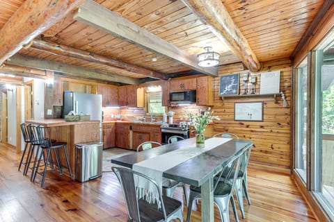 Furnished Deck + Lake Access: Fairland Log Cabin House in Ozark Mountains