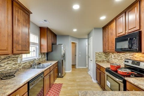 Huntsville Vacation Rental < 5 Mi to Airport! House in Huntsville