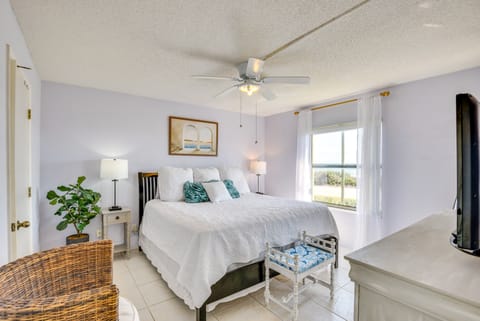 Ormond Beach Ocean-View Condo w/ Private Balcony! Apartment in Ormond By The Sea
