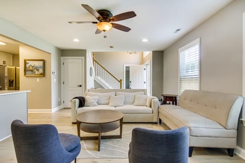 Charming Lewes Townhome w/ Sunroom: 5 Mi to Beach! Apartment in Sussex County