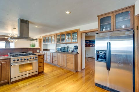 Spacious Grand Junction Home Rental w/ Mtn Views! House in Grand Junction