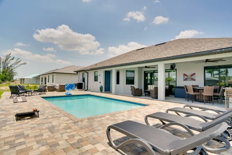 Pool & Gulf Access Canal: Chic Cape Coral Home! House in Cape Coral