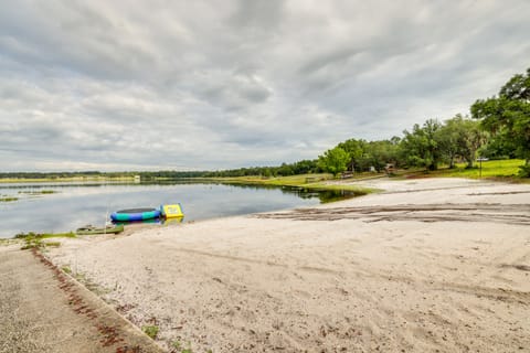 Lakefront Keystone Heights Home w/ Boat Ramp! House in Florida
