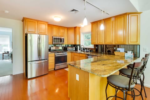 Huge Deck: Stunning Pocono Lake Vacation Rental! House in Coolbaugh Township