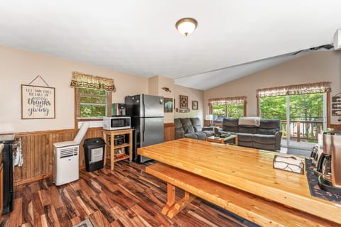 Lakefront Phelps Cabin w/ Boat Dock & Water Toys! House in Wisconsin