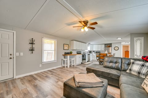 Kentucky Vacation Rental: Half-Mi to Mammoth Cave! House in Kentucky