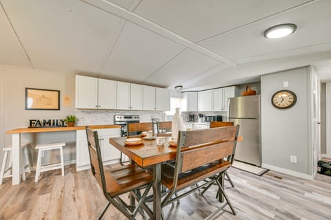 Kentucky Vacation Rental: Half-Mi to Mammoth Cave! House in Kentucky