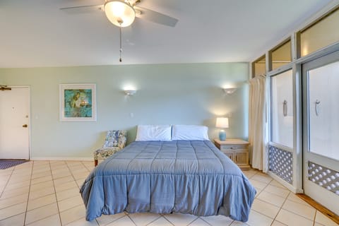 Walk to Beach: Ocean-View Maunaloa Studio Apartment in Molokai