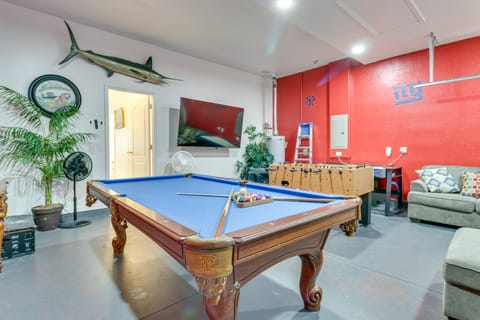 Lanai & Pool: Spacious Villa Near Disney! Villa in Four Corners