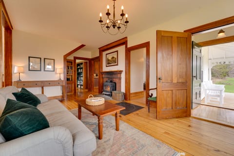 17-Acre Vermont Escape w/ Panoramic Mountain Views House in Cavendish