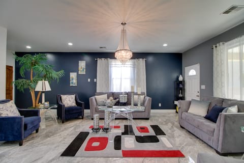 3 Mi to Rio Grande: Albuquerque Home w/ Balcony House in Rio Rancho