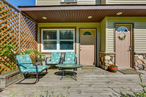 Dog-Friendly Watertown Vacation Rental w/ Deck House in Minnesota