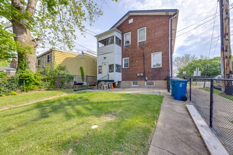 St Louis Vacation Rental ~ 10 Mi to Downtown! Apartment in Saint Louis