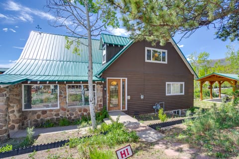Sunny Cedaredge Home w/ Mtn Views - Hike & Fish! House in Colorado