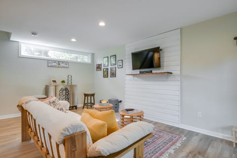 Greer Guest House < 1 Mi to Park & Downtown Area! House in Greer