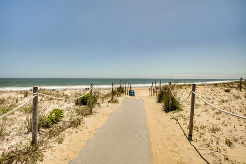 Dewey Beach Cottage Near Ocean - Walk to Beach! Cottage in Dewey Beach