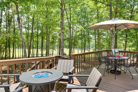 Hot Springs Village Golf Getaway w/ Deck! House in Arkansas